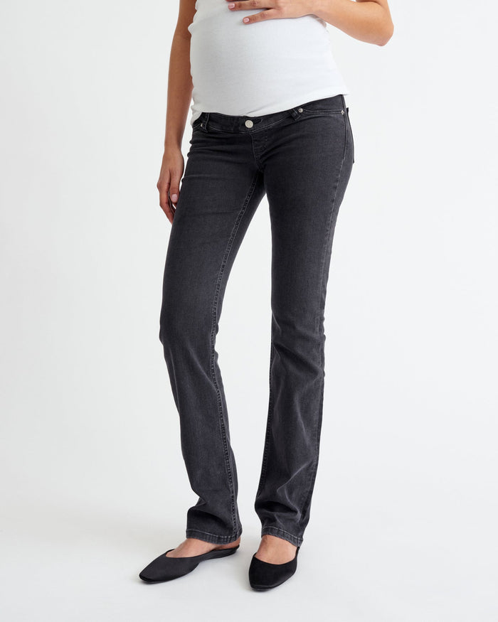 01 Straight Fit - Faded Black - Ilouity