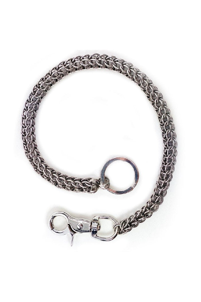 18" Multi-Ring Wallet Chain: Features:

Length: 18"
Multi-Ring Stainless Steel