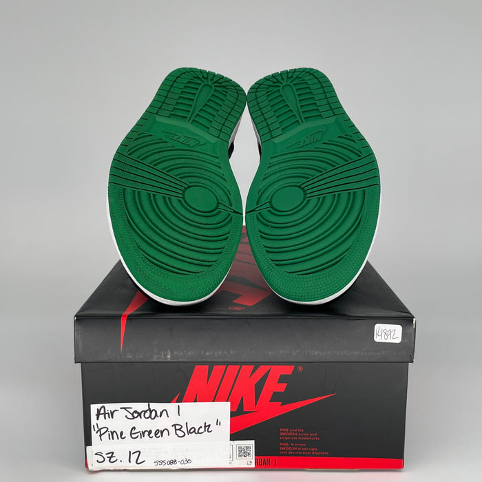 AIR JORDAN 1 PINE GREEN BLACK 555088-030 SIZE 12/13.5W