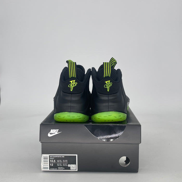 NIKE AIR FOAMPOSITE ONE BLACK VOLT HF2902-001  SIZE 10.5/12W