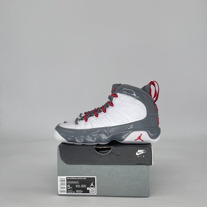 AIR JORDAN 9 FIRE RED 302359-162 SIZE 5/6.5W GS