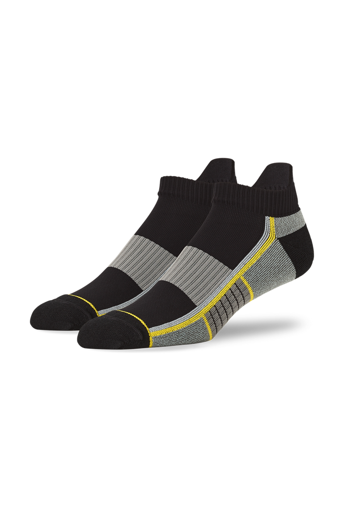 True Black / Taxi | Front view of AIRKNITx Ankle Sock in True Black / Taxi