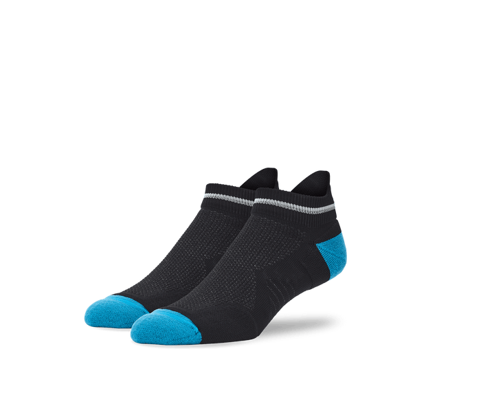 True Black | Front view of AIRKNITx Ankle Sock in True Black
