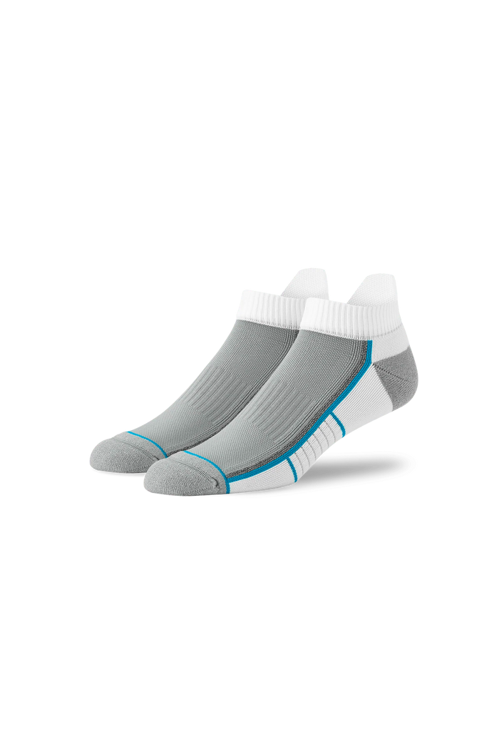 Bright White / Weldon Blue | Front view of AIRKNITx Ankle Sock in Bright White / Weldon Blue