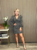 Beth V-Neck Dress (Black/Pink Ditsy)