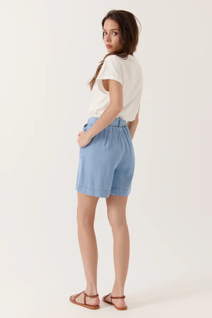 Felina T-Shirt (White)