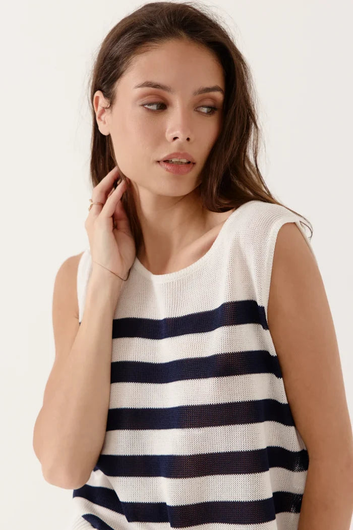 Meralie Knit Top (Navy)