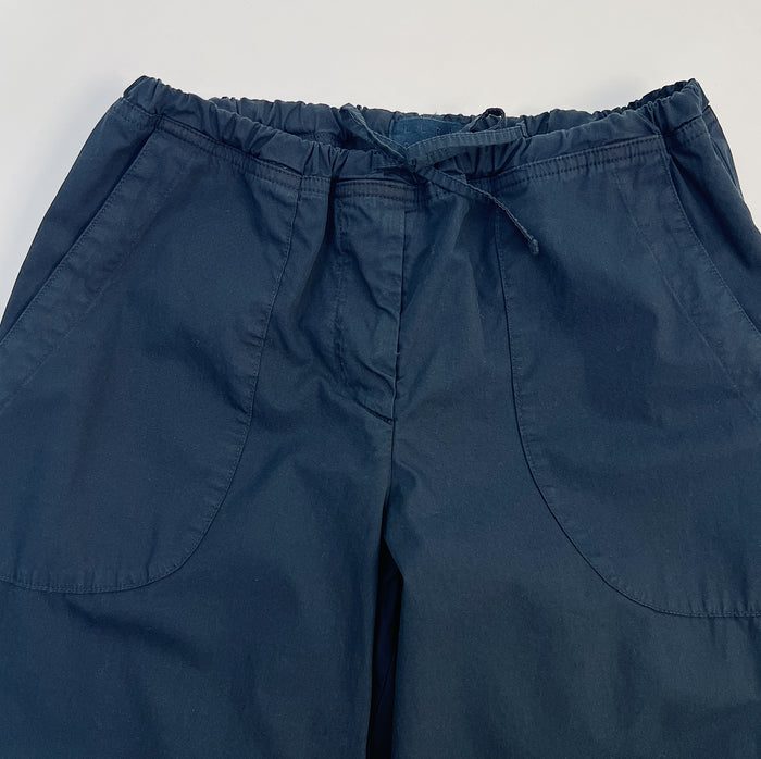 Poplin Sailor Pant in Ink — close-up of waistband detail with drawstring tie and curved patch pockets in ink cotton