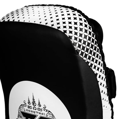 [Pre-Order] TUFF Muay Thai Kick Pads Black