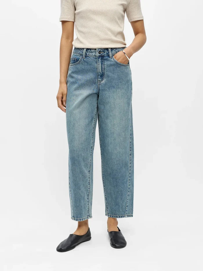 Zoe Barrel Leg Jeans (Light Blue)
